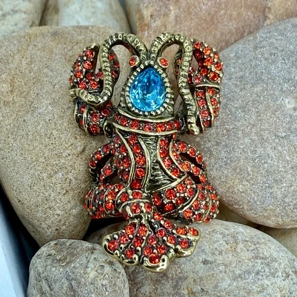 Authentic Heidi Daus “Lobster Tales” Crystal Lobster Ring – Size 8 Swarovski EUC - Picture 7 of 17